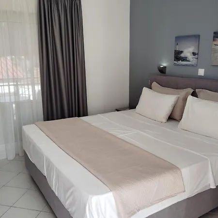 Thalassa Kai Almira Σάρτη