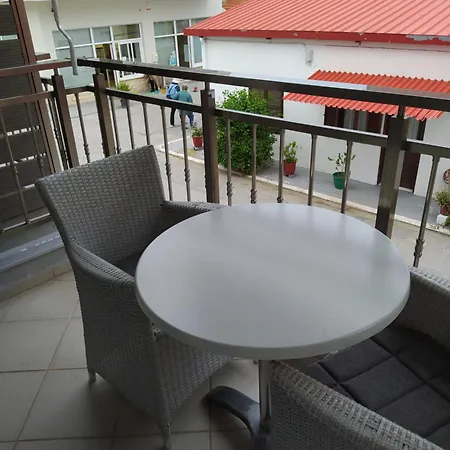 Aparthotel Thalassa Kai Almira 3*