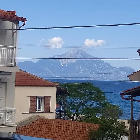 Thalassa Kai Almira